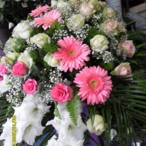 Funeral wreaths , 38